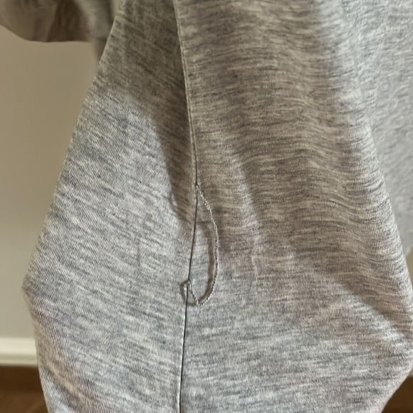 WITCHERY Small grey marle too with belt - Picture 7 of 7